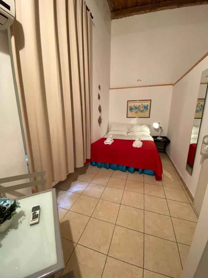 La Tela Bianca Bed & Breakfast Naples Exterior photo